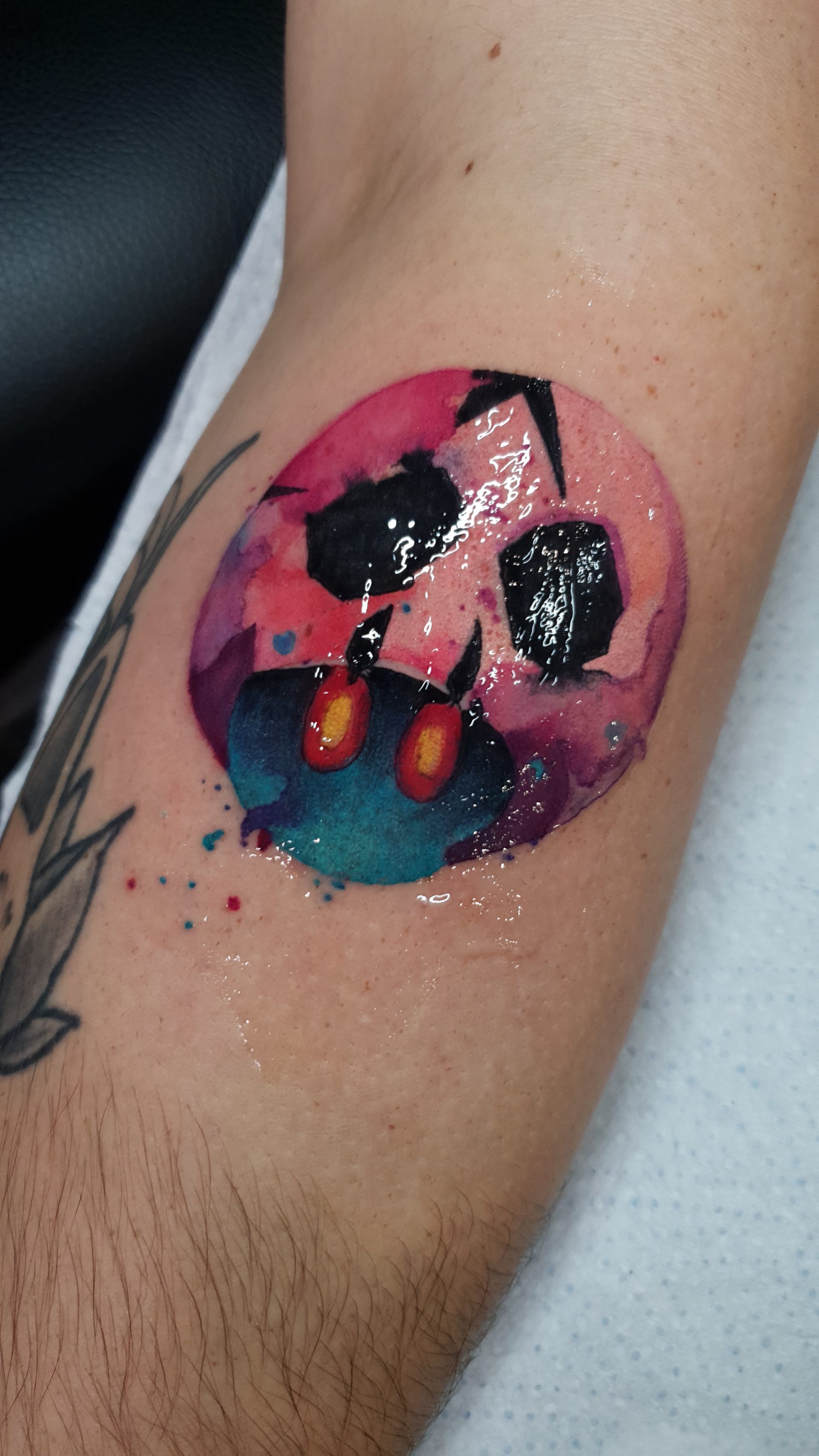 tatouage aquarelle,watercolor,watercolor tattoo,tatouage couleur,tattoo couleur,tatouage floral,fleur tatouage